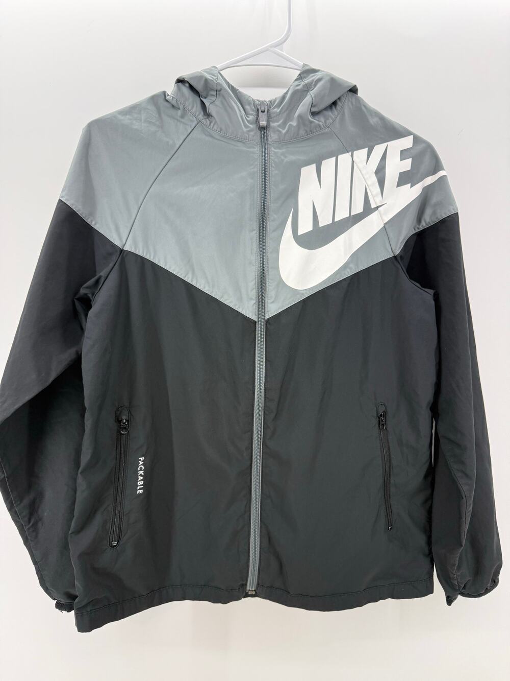 Nike Boy's Black & Grey Windbreaker Packable Jacket - Size Large (Loose Fit)